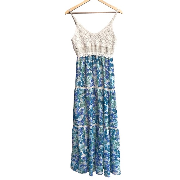 Taylor Boho Crochet Tiered Floral Maxi Dress Size XS - Picture 1 of 8